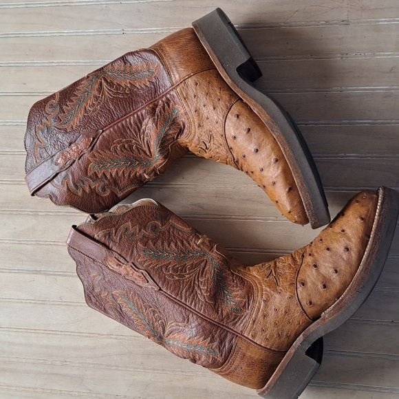 Exotic Lucchese 2000 Full Quill Ostrich Crepe Sole Mid Calf